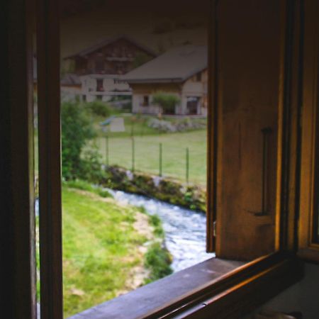 Auberge de jeunesse L'Ardesia à Morzine Extérieur photo