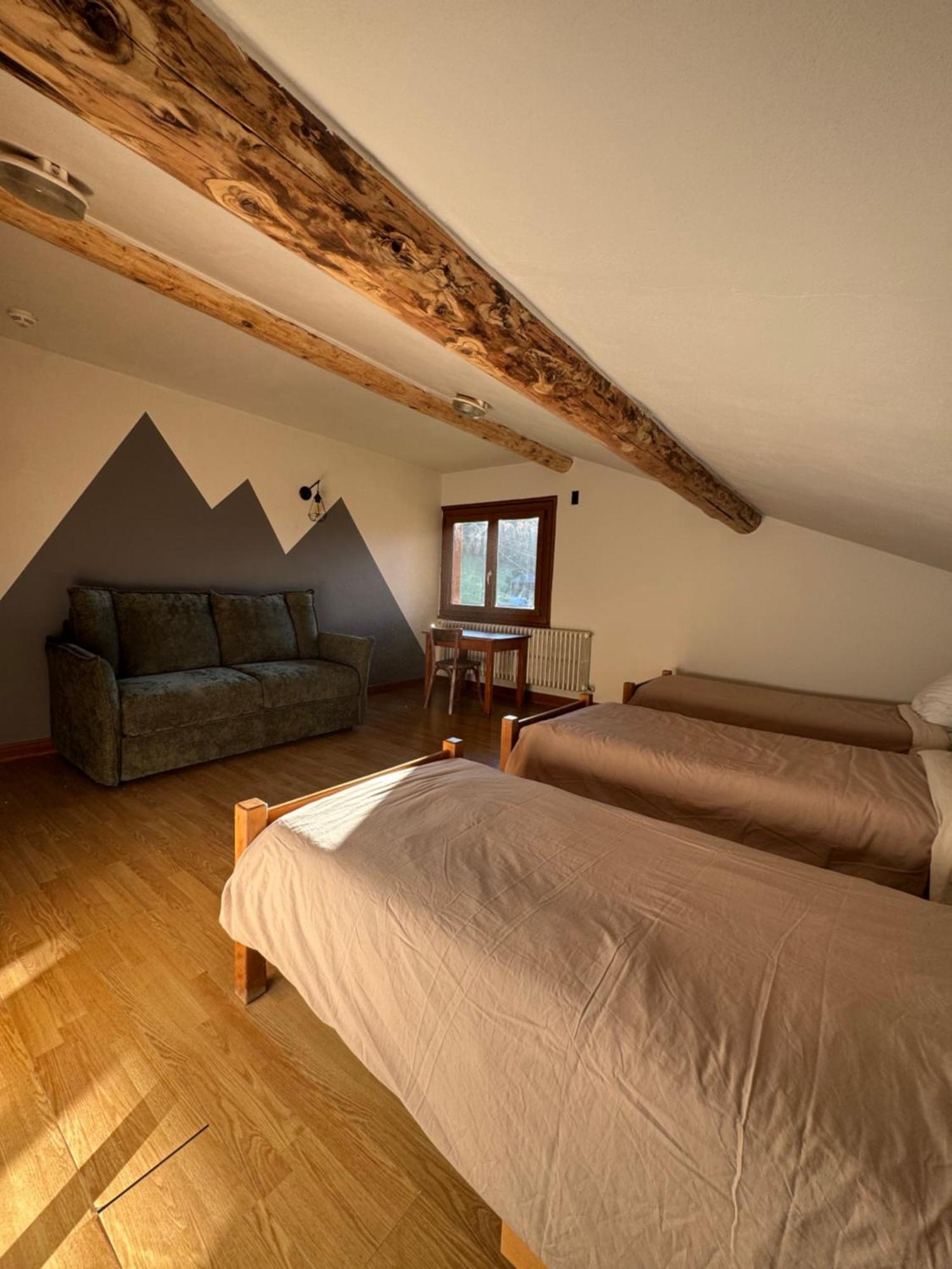 Auberge de jeunesse L'Ardesia à Morzine Extérieur photo