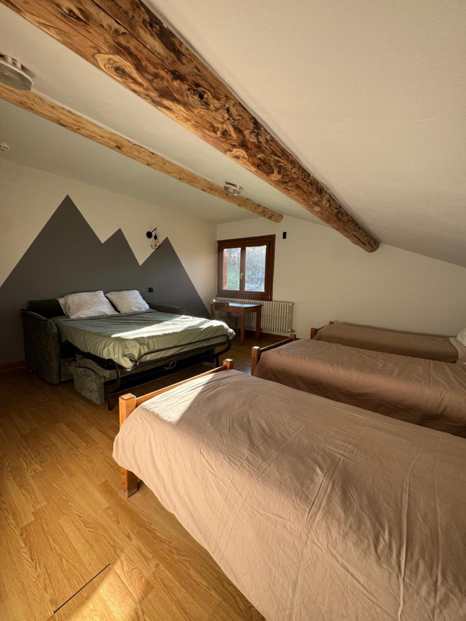 Auberge de jeunesse L'Ardesia à Morzine Extérieur photo