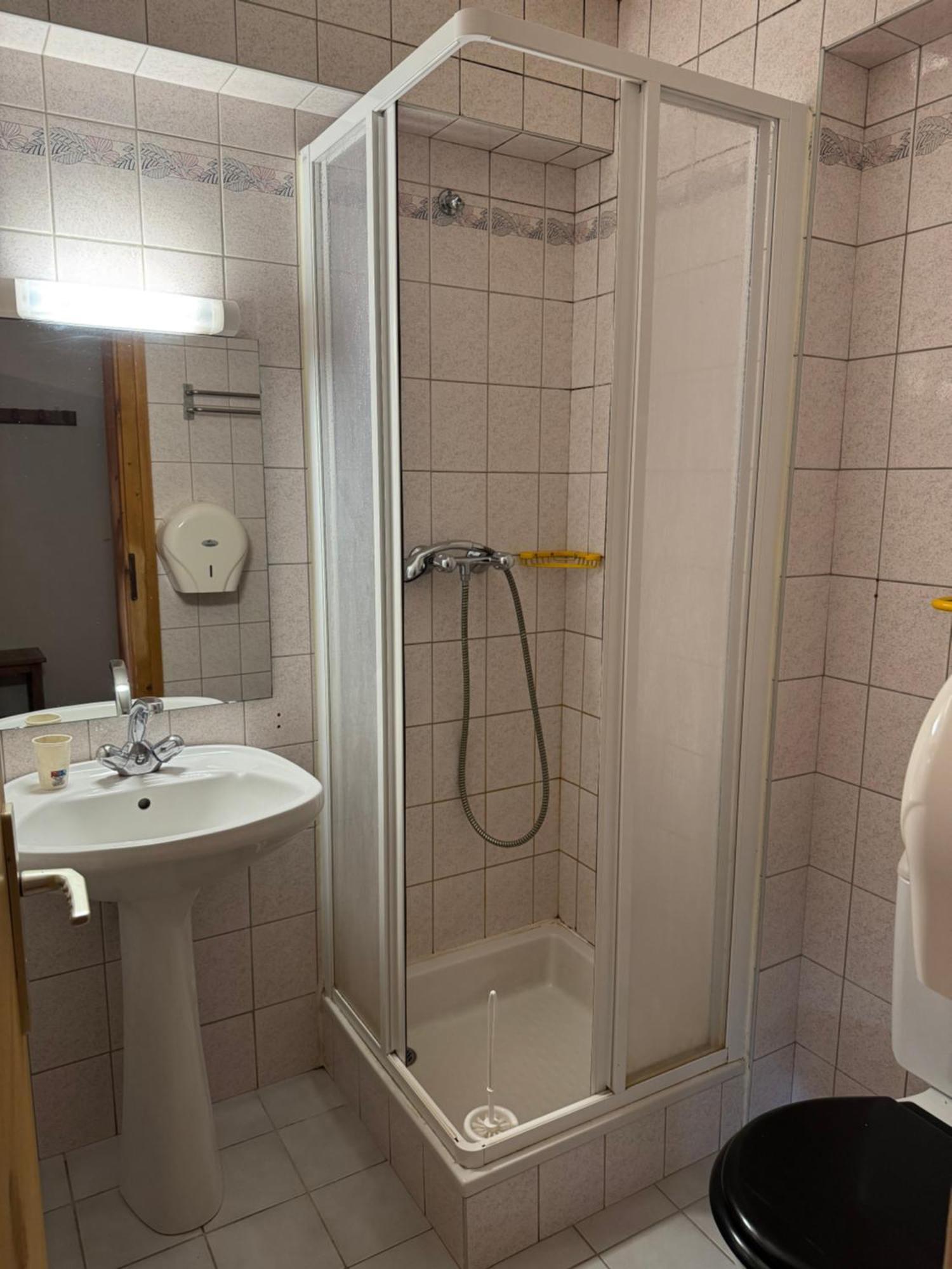 Auberge de jeunesse L'Ardesia à Morzine Extérieur photo