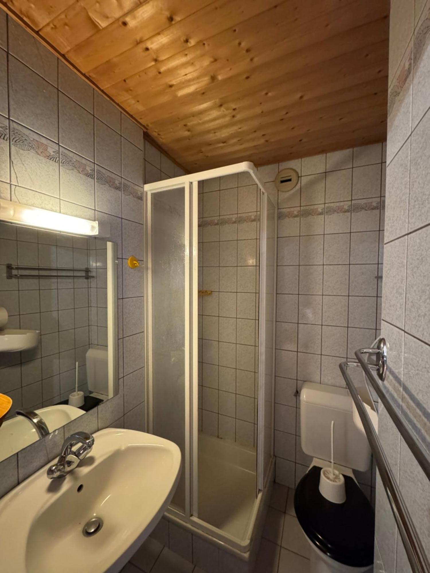 Auberge de jeunesse L'Ardesia à Morzine Extérieur photo