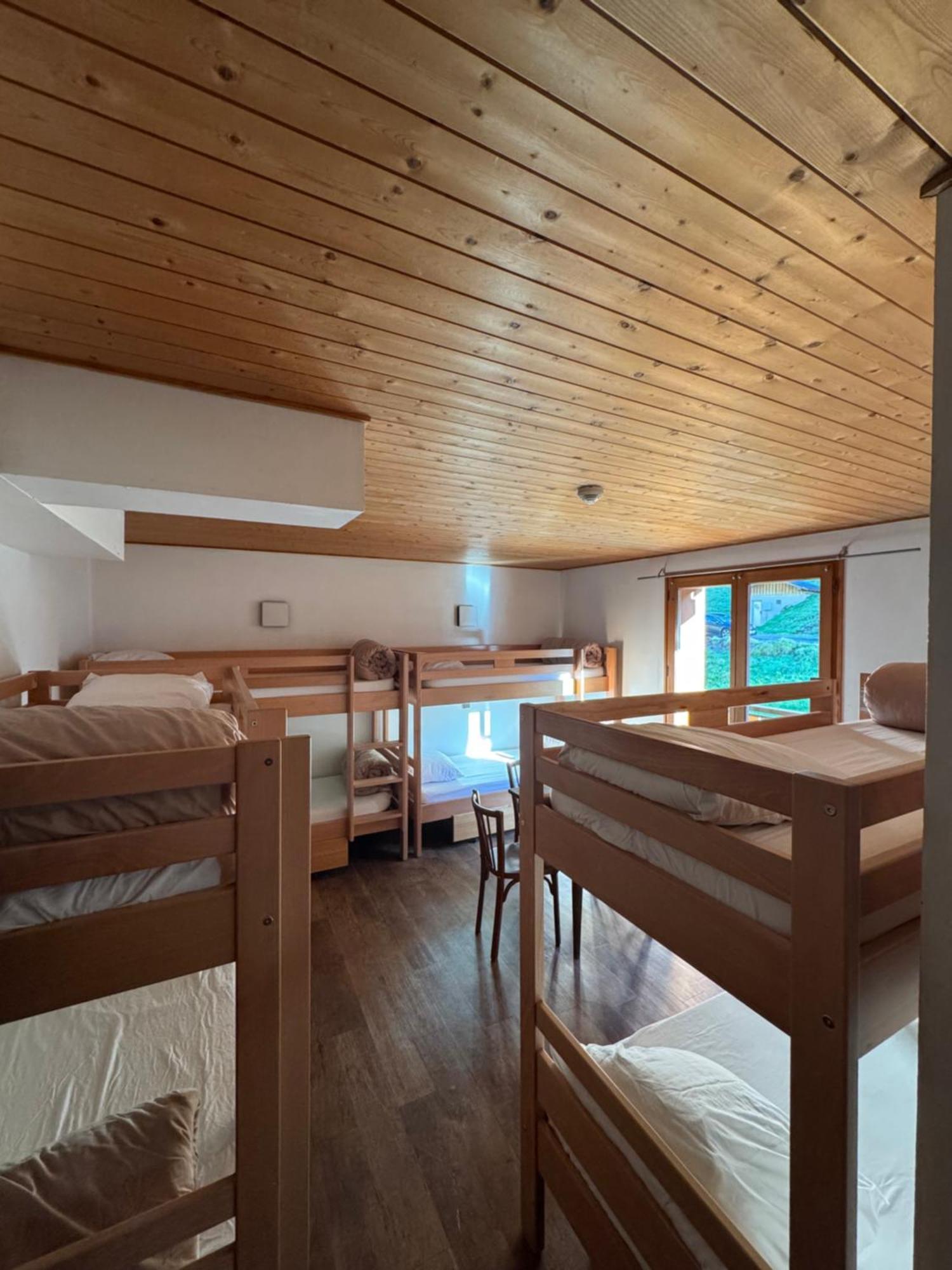 Auberge de jeunesse L'Ardesia à Morzine Extérieur photo